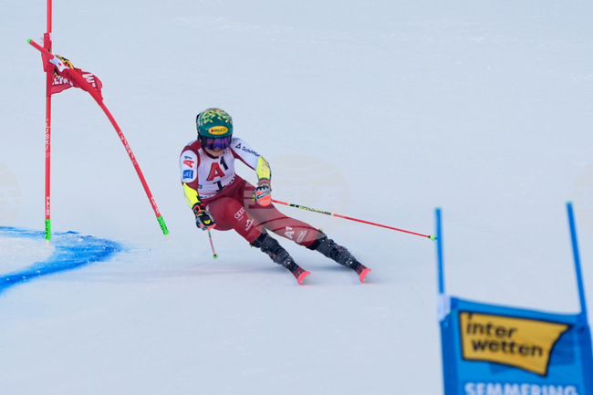 Юлия Шайб записа втора поредна победа в гигантския слалом и оглави класирането в дисциплината от Световната купа по ски-алпийски дисциплини