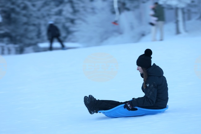 По-ниски ще бъдат цените на лифт картите за деца в Боровец от 31 януари до 2 февруари