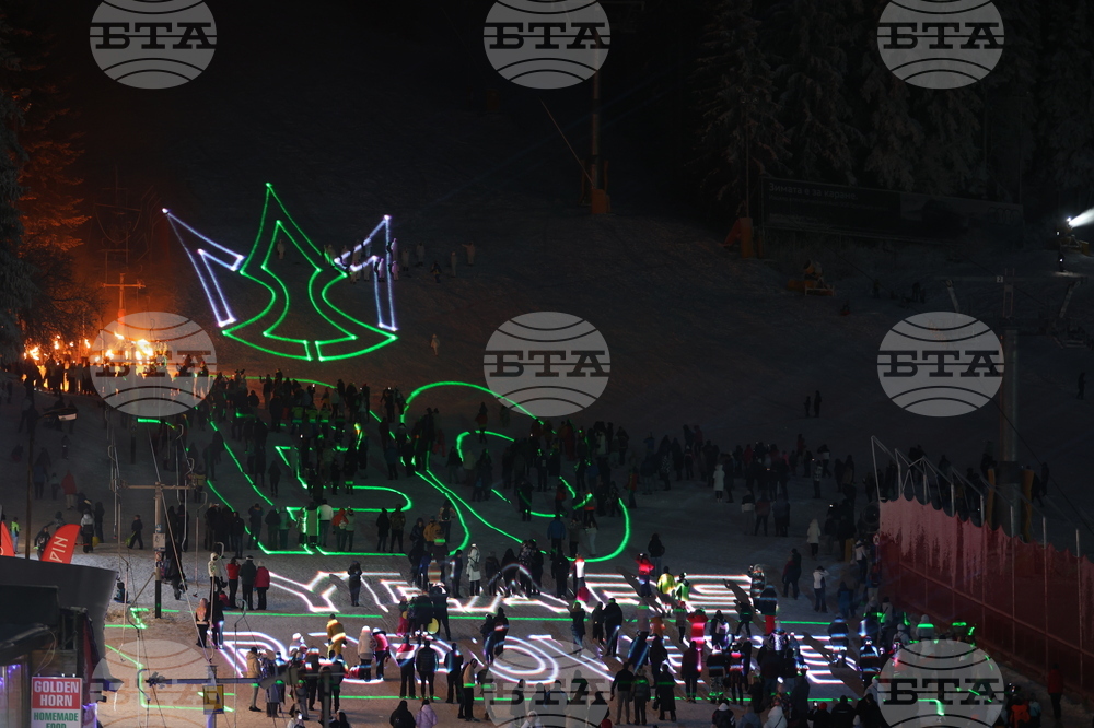 Borovets Launches Winter Season With Light and Torch Show
