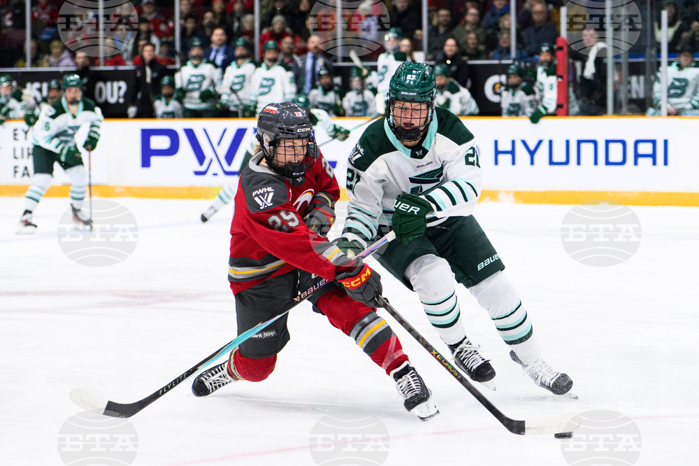 PWHL Fleet Charge Hockey