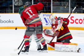 PWHL Fleet Charge Hockey