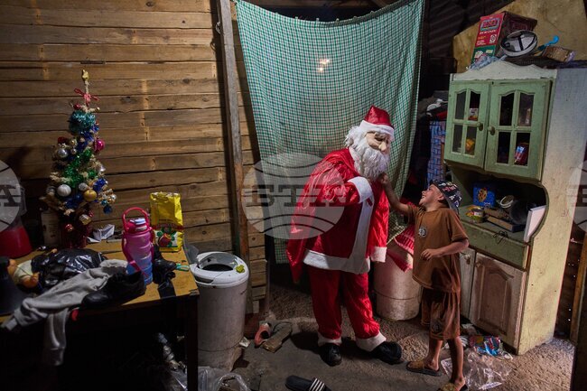 APTOPIX Argentina Christmas