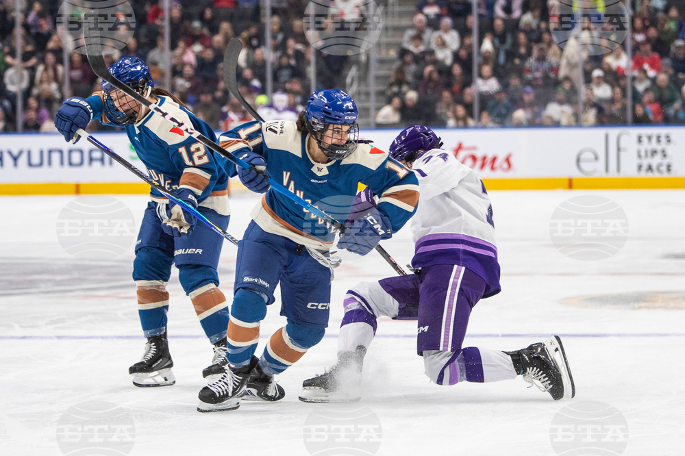 PWHL Frost Goldeneyes Hockey