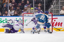 PWHL Frost Goldeneyes Hockey