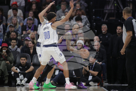 Mavericks Kings Basketball