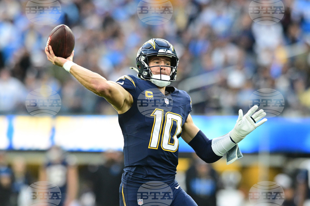 Texans Chargers Football