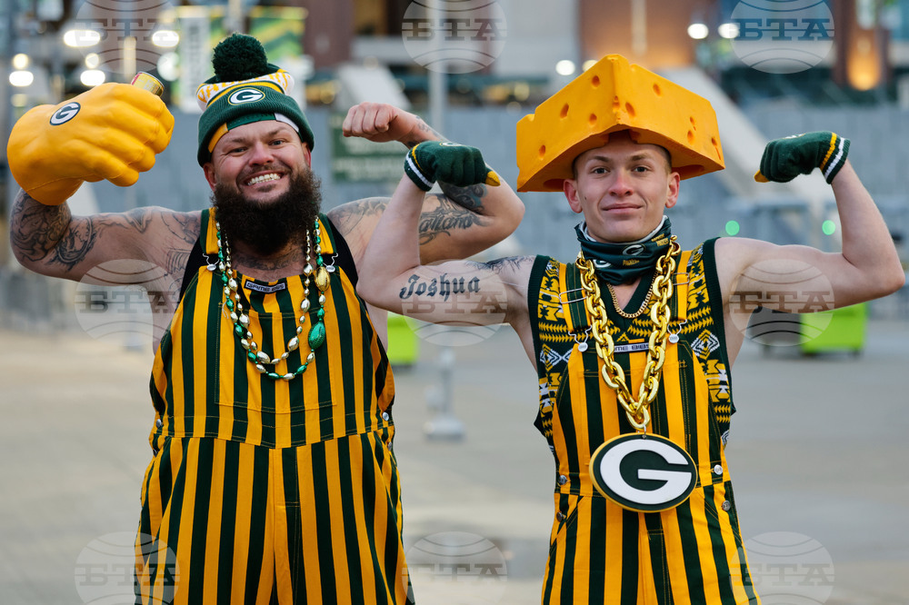 Ravens Packers Football