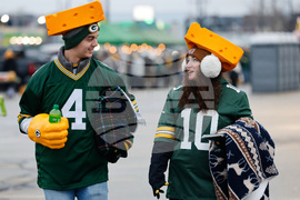 Ravens Packers Football