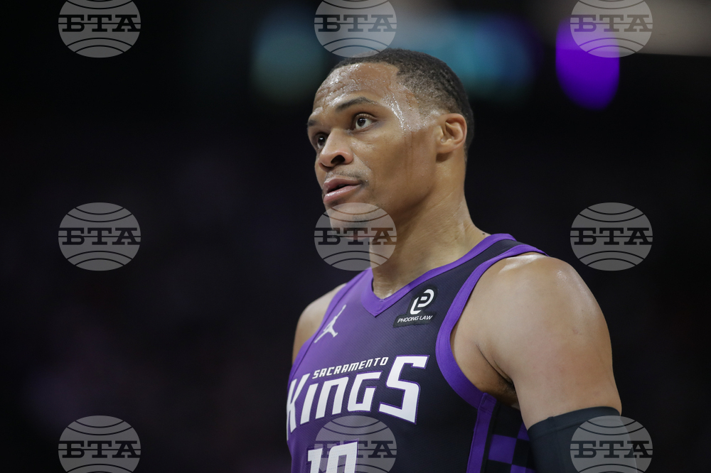 Mavericks Kings Basketball