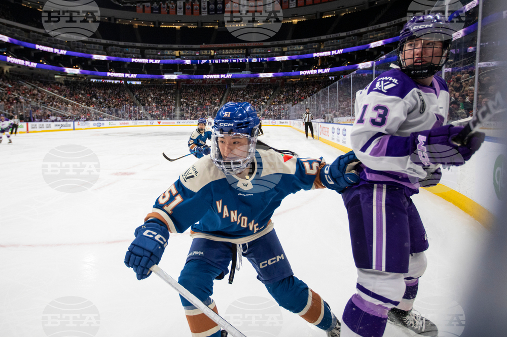 PWHL Frost Goldeneyes Hockey