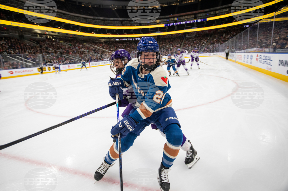 PWHL Frost Goldeneyes Hockey