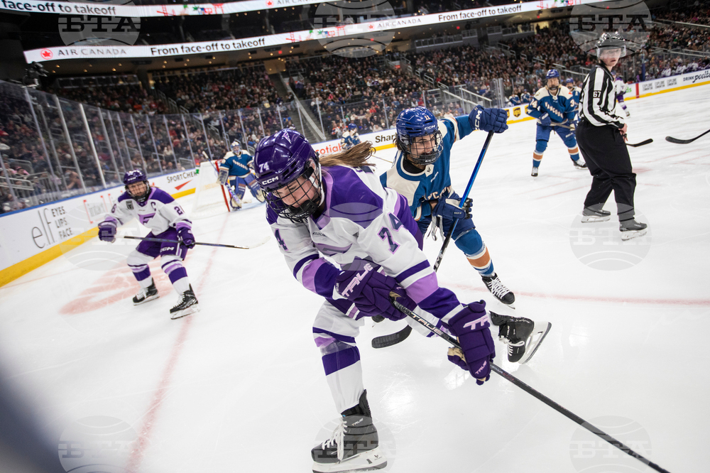 PWHL Frost Goldeneyes Hockey