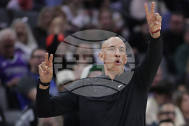 Mavericks Kings Basketball