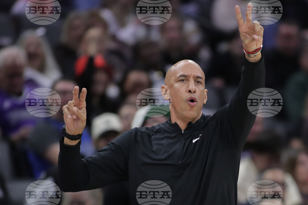 Mavericks Kings Basketball