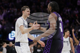 Mavericks Kings Basketball