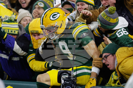 Ravens Packers Football