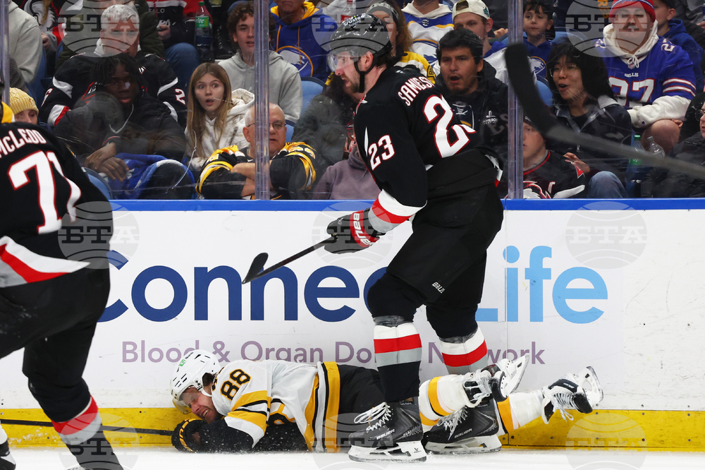 Bruins Sabres Hockey