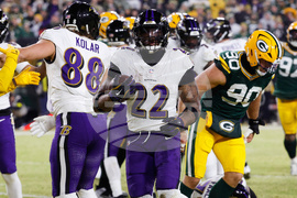 Ravens Packers Football