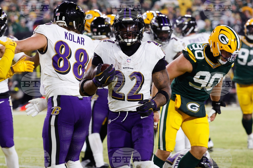 Ravens Packers Football