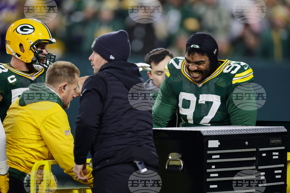 Ravens Packers Football