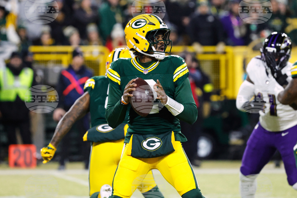 Ravens Packers Football