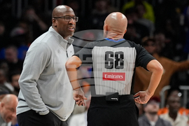 Knicks Hawks Basketball