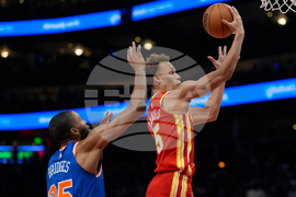 Knicks Hawks Basketball