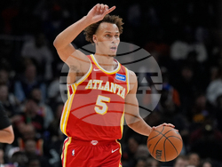 Knicks Hawks Basketball