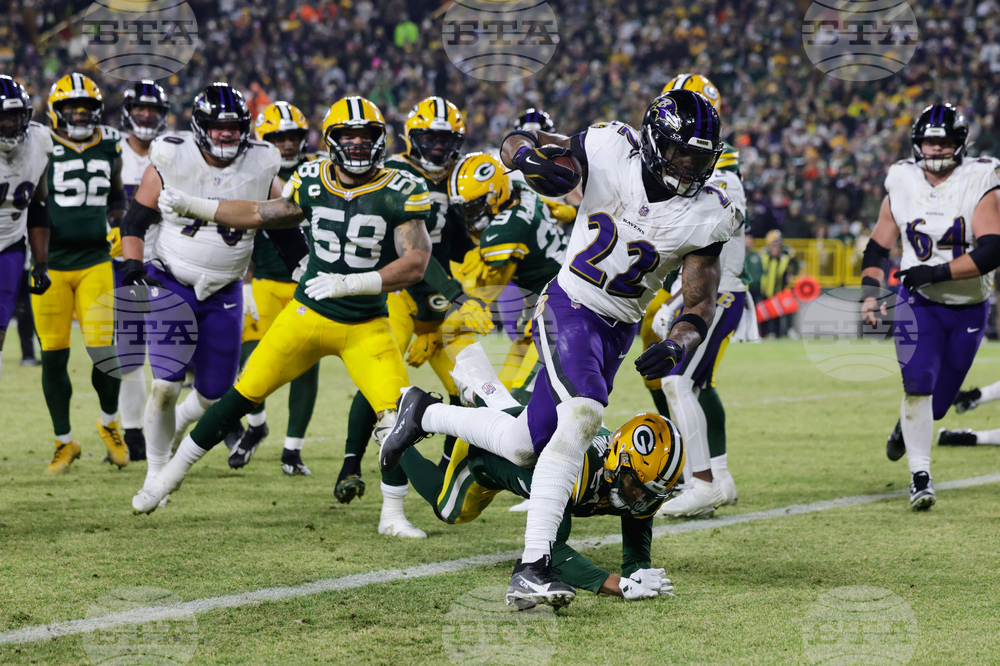 Ravens Packers Football