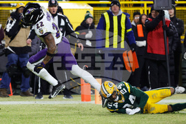 Ravens Packers Football