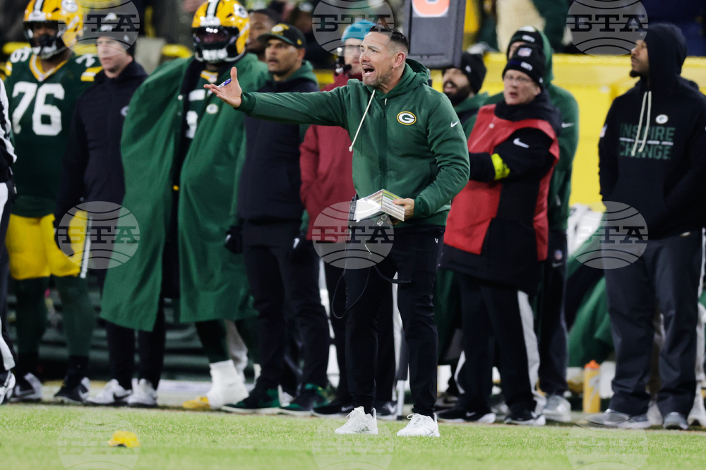 Ravens Packers Football