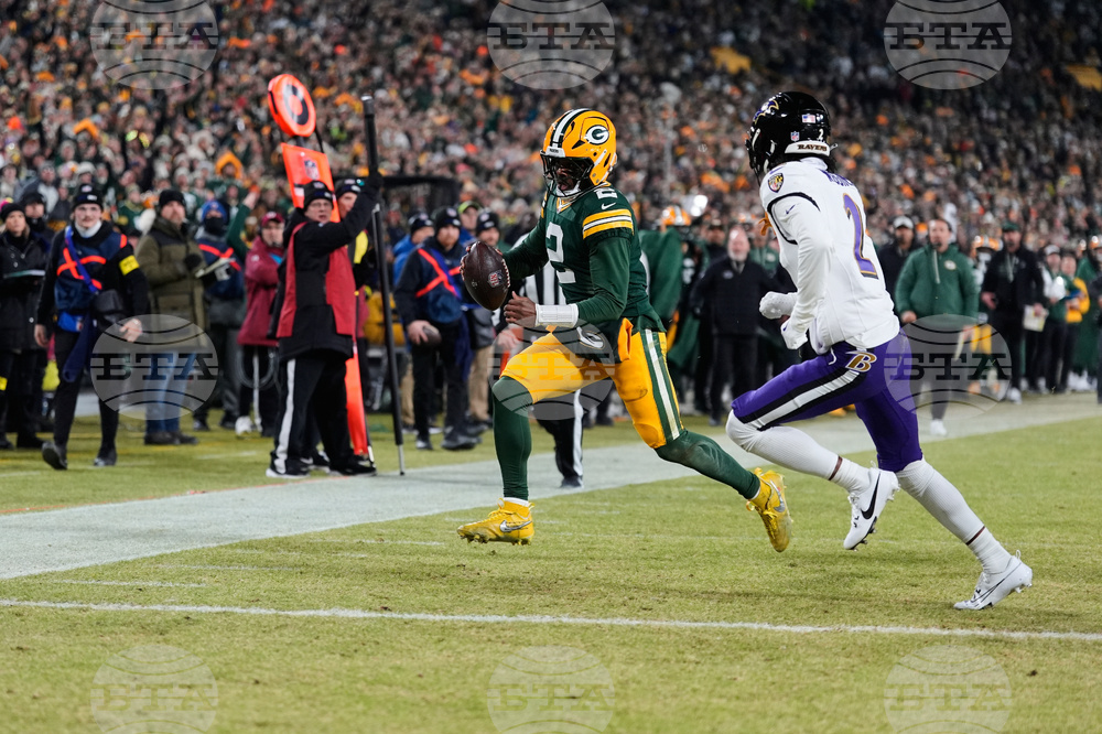 Ravens Packers Football