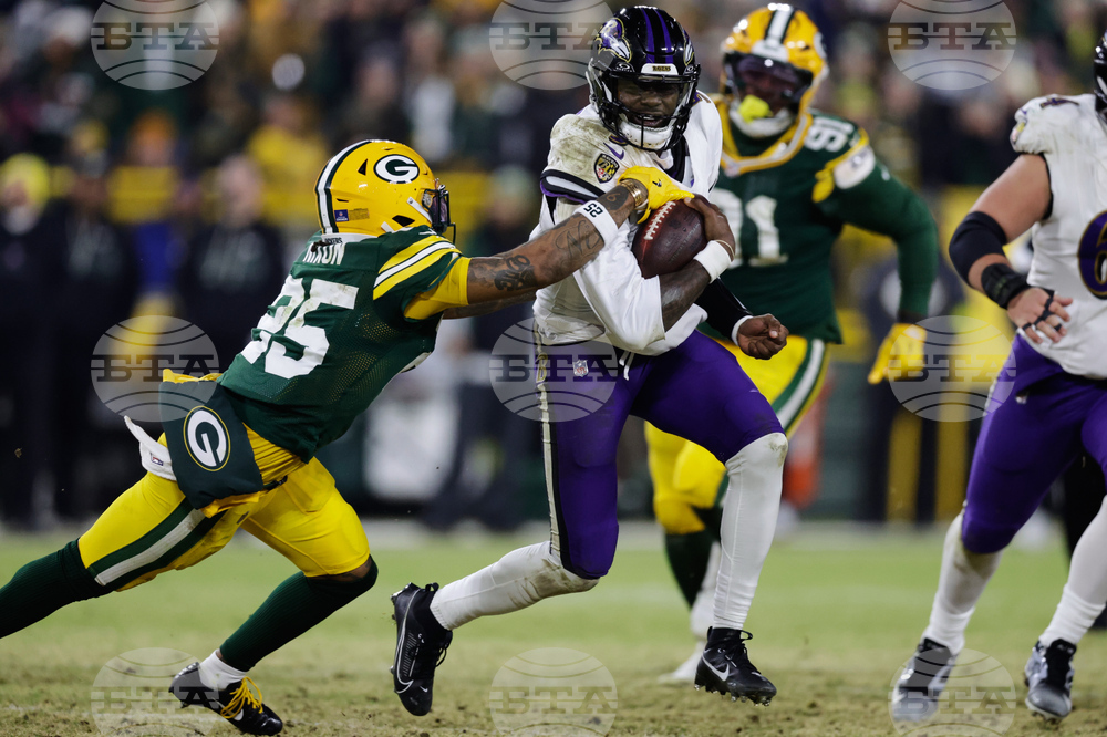 Ravens Packers Football