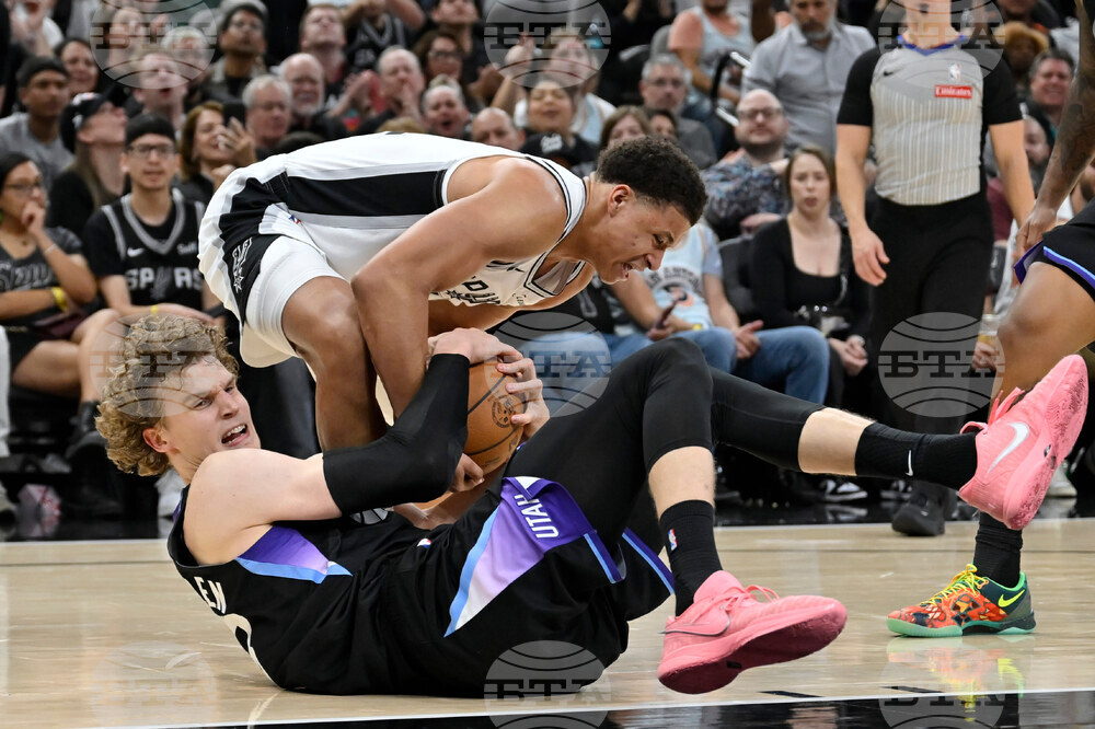 Jazz Spurs Basketball