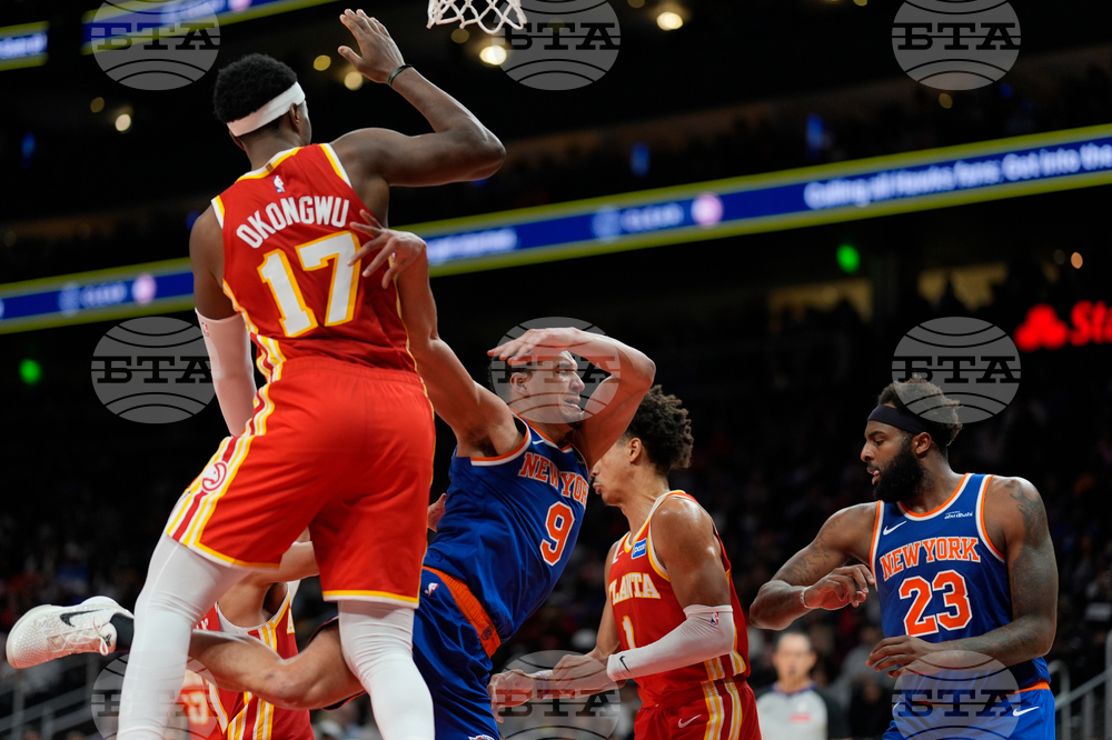 Knicks Hawks Basketball