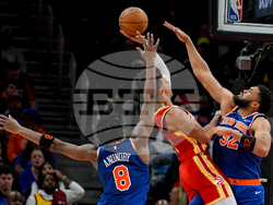 Knicks Hawks Basketball