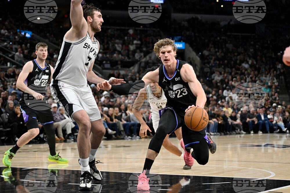 Jazz Spurs Basketball