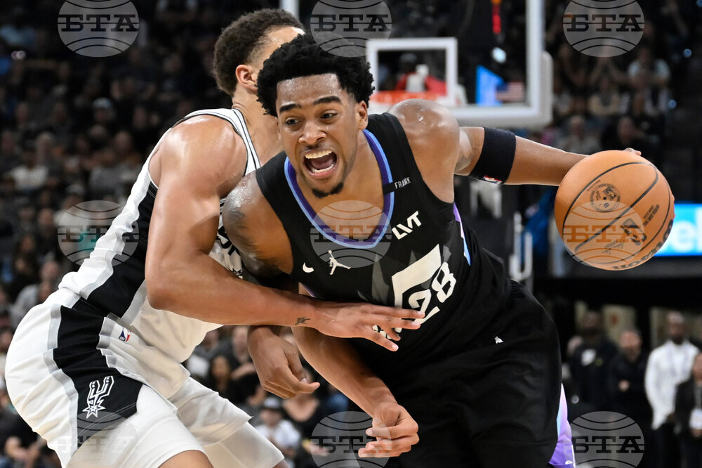 Jazz Spurs Basketball