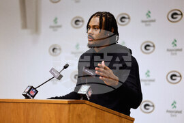 Ravens Packers Football