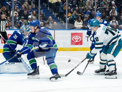 Sharks Canucks Hockey