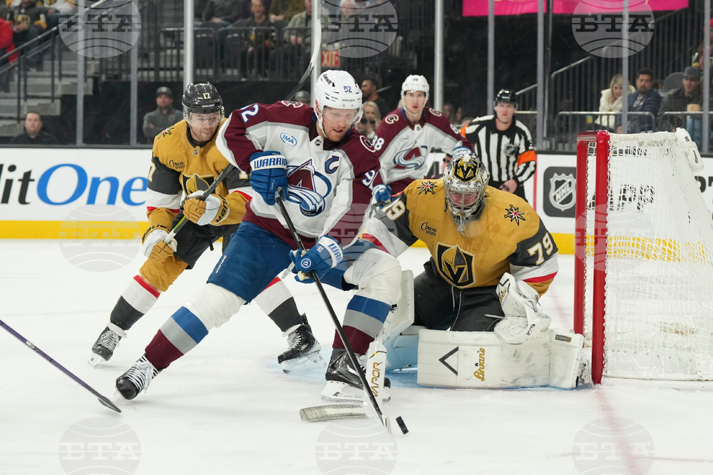 Колорадо надви Лас Вегас след дузпи като гост в НХЛ, Каролина взе аванс от 2 точки на Изток