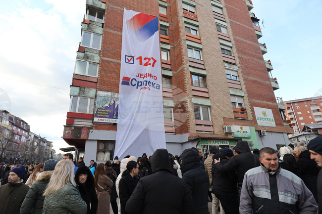 Най-голямата партия на косовските сърби „Сръбска листа“ обяви, че получава всички 10 места в парламента, запазени за сръбски депутати