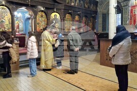 Търговище - храм „Св. Успение Богородично“ - неделна служба и проповед