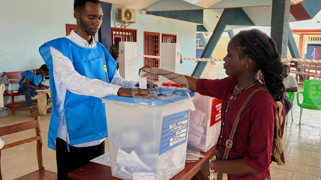 Основният кандидат за президент на опозицията в ЦАР заклейми изборните резултати като "огромна измама"