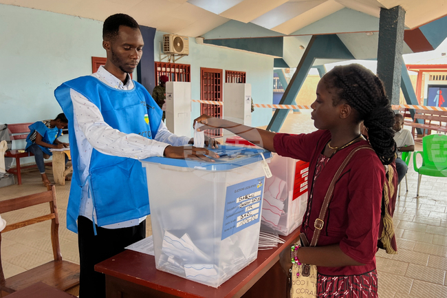 Основният кандидат за президент на опозицията в ЦАР заклейми изборните резултати като "огромна измама"