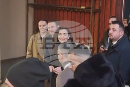 Косово - парламентарни избори - официални лица - гласуване