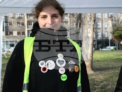 Сърбия - Белград - протестиращи - благотворителен базар