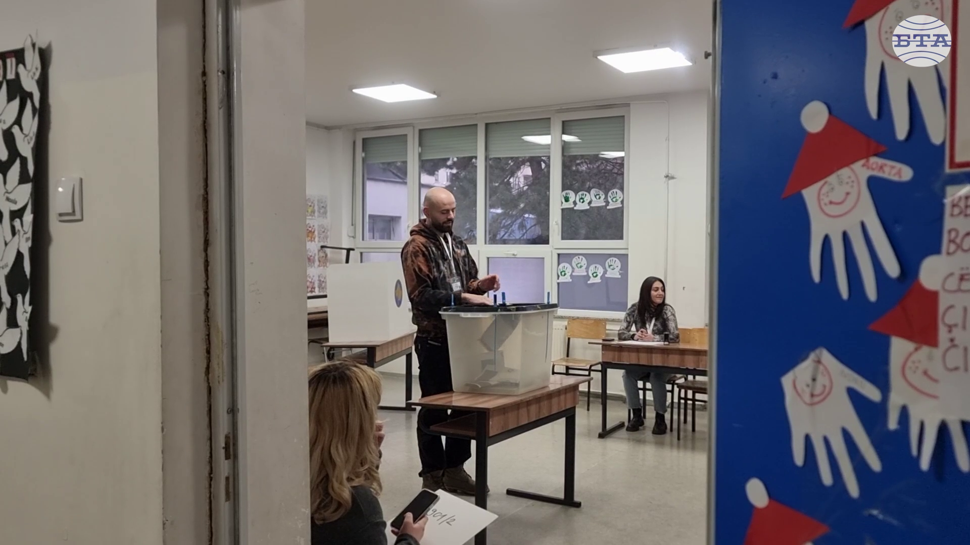 Парламентарни избори в Косово: Изборният ден протича спокойно, към 14 ч. местно време са гласували над 18 процента от имащите право на глас