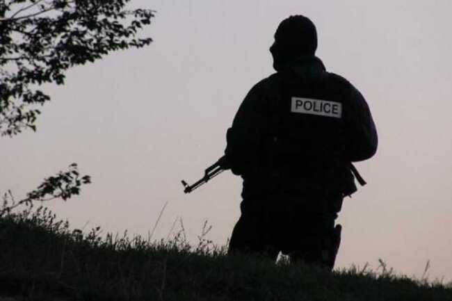 КосоваПрес: Петима сърби се опитаха да преминат границата на Косово незаконно, сред задържаните е бивш войник