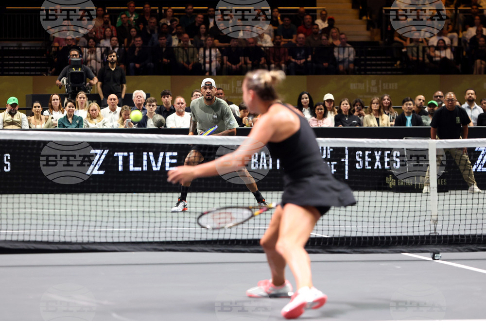 United Arab Emirates Tennis Battle of the Sexes